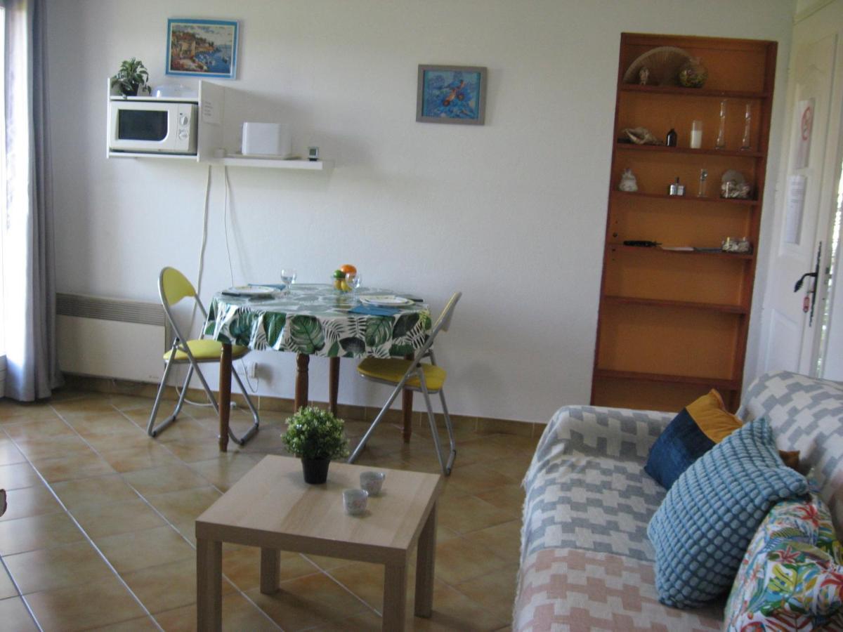 Appartamento rez de chaussé La Londe-les-Maures Esterno foto